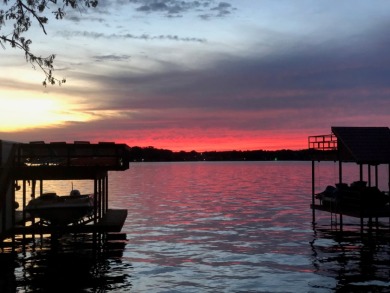 Beautiful Yard, Open Water, Cedar Creek Lake - Lake Home For Sale in Malakoff, Texas