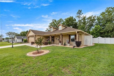 THIS HOME HAS IT ALL! Beautiful custom-built pool home in - photo 32