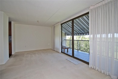 SOUGHT AFTER AND HARD TO FIND, 3 BEDROOM, 2 FULL BATH UNIT IN - photo 7