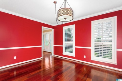 Beautifully updated 4 bedroom, 2.5 bathroom home on a large - photo 9