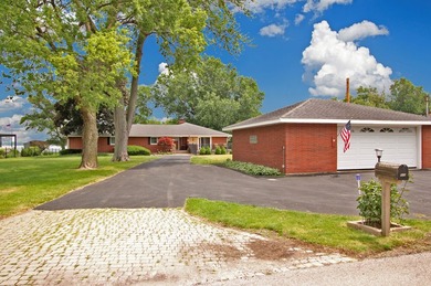 Welcome Home to the Best Kept Secret at 905 River Terrace*Built - photo 12
