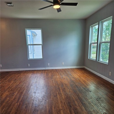 Renovated 2-bedroom, 1-bath home with a 1-car garage with brand - photo 15