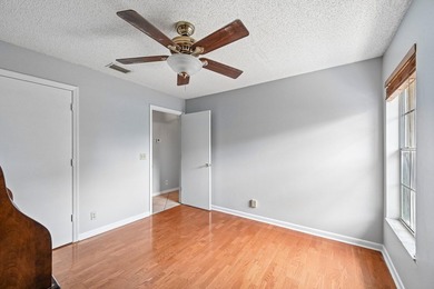 Tucked away in a private setting, this charming 3-bedroom - photo 18