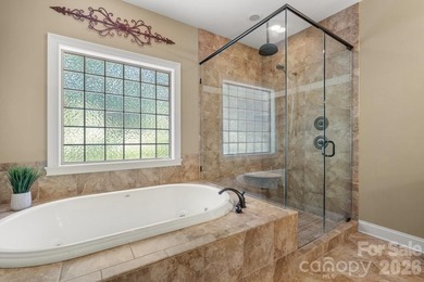 Beautiful full brick home nestled on a quiet cul-de-sac in a - photo 22