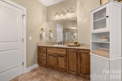 Beautiful full brick home nestled on a quiet cul-de-sac in a - photo 23