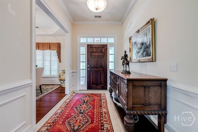 Unparalleled custom finishes, spacious rooms and an open concept - photo 3