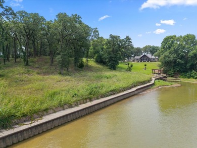 Your own piece of paradise! 1.806 acres of heavily treed - photo 23