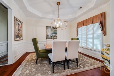 Unparalleled custom finishes, spacious rooms and an open concept - photo 4