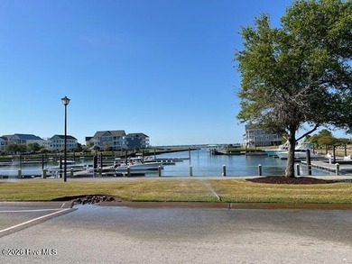 Build your dream home on this beautiful lot in Cannonsgate a - photo 5