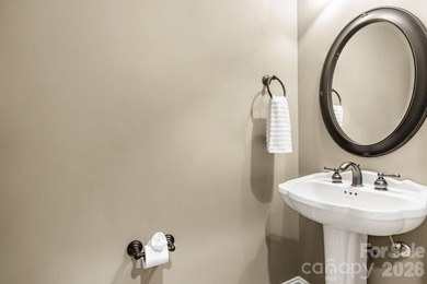 Beautiful full brick home nestled on a quiet cul-de-sac in a - photo 26