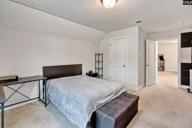 Welcome to this stunning, turn-key residence in Northeast - photo 30