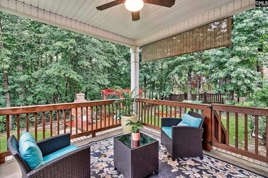 Welcome to this stunning, turn-key residence in Northeast - photo 35