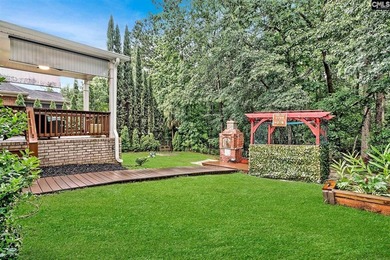 Welcome to this stunning, turn-key residence in Northeast - photo 36