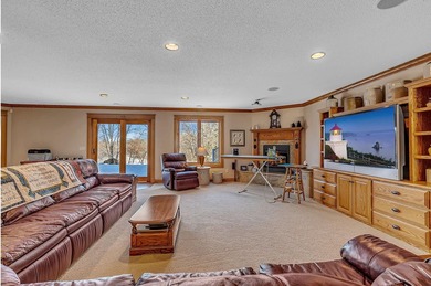 Experience an unparalleled lifestyle in this masterfully crafted - photo 36