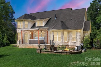 Beautiful full brick home nestled on a quiet cul-de-sac in a - photo 39