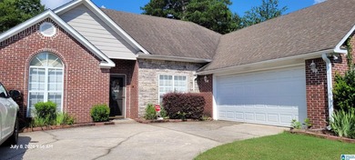Well taken care of home with split bedrooms in the Lake Cyrus - photo 1