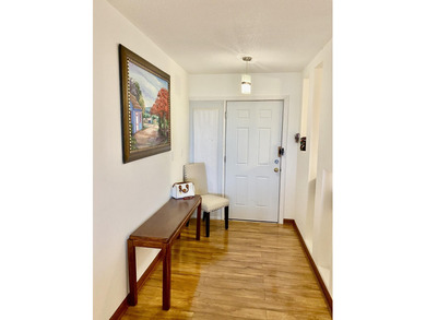 2 Bedroom 2 Bath 2 balconies, water front with a nice view, 2