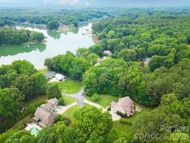 Beautiful full brick home nestled on a quiet cul-de-sac in a - photo 45