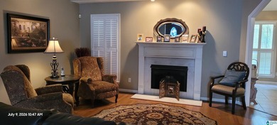 Well taken care of home with split bedrooms in the Lake Cyrus - photo 6