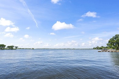 Welcome Home to the Best Kept Secret at 905 River Terrace*Built - photo 46