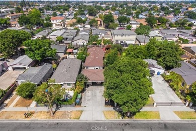 Income producing duplex in family friendly neighborhood. Each - photo 2