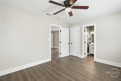 Beautifully renovated and move-in ready, this 4 bedroom, 3 - photo 5