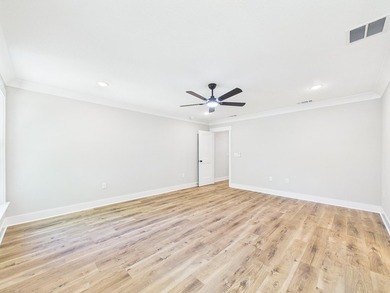 Welcome to 316 Boxer Ave in Niceville! This beautiful two-story - photo 12