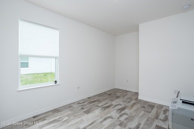 Just reduced - Your Dream Home Awaits in Bayside Lakes!This - photo 17