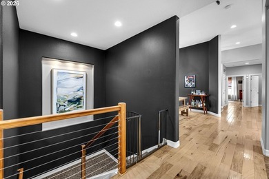 A stunning Custom Ranch Home with unobstructed Mt. Hood & - photo 26