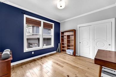 A stunning Custom Ranch Home with unobstructed Mt. Hood & - photo 36