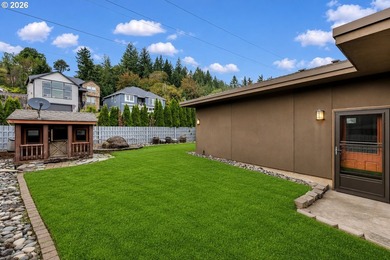 A stunning Custom Ranch Home with unobstructed Mt. Hood & - photo 38