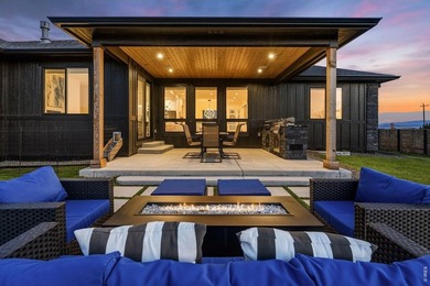No HOA. No metro tax. Just peace & views. Perfectly positioned - photo 5