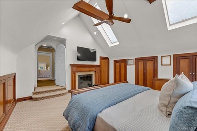 Graceful Elegance defines 74 Litchfield Rd, beautifully situated - photo 21