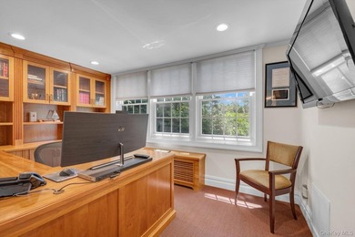 Graceful Elegance defines 74 Litchfield Rd, beautifully situated - photo 26