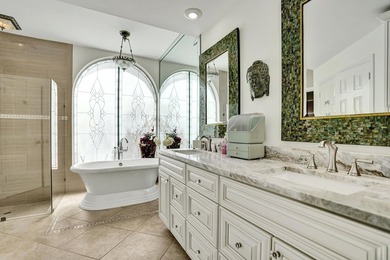 This is a 3 bedroom 2 bath renovated home in the gated community - photo 34