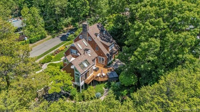 Graceful Elegance defines 74 Litchfield Rd, beautifully situated - photo 42