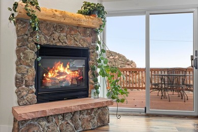 Wake up to breathtaking sunrises and watch multiple fireworks - photo 8