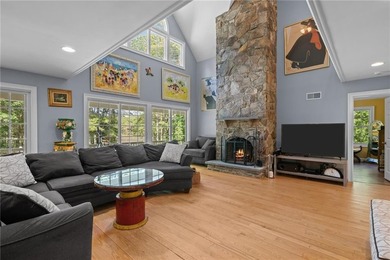 Custom-built by the original builder and set behind automatic - photo 13