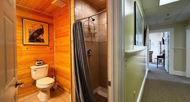 Retreat To Renowned Historic Bed & Breakfast, Vermilion Park Inn - photo 15