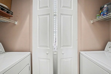 Enjoy comfortable coastal living in this charming two-bedroom - photo 20