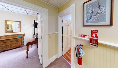 Retreat To Renowned Historic Bed & Breakfast, Vermilion Park Inn - photo 20