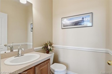 YOUR LAKEFRONT DREAM HOME IS HERE!! Don't miss out on this rare - photo 21
