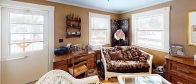 Retreat To Renowned Historic Bed & Breakfast, Vermilion Park Inn - photo 23