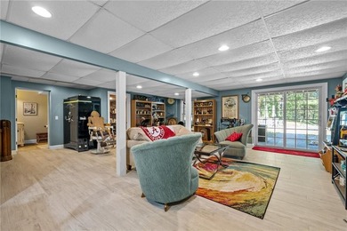 Custom-built by the original builder and set behind automatic - photo 32