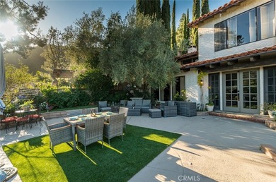 Custom built home perched high in Glendale's highly sought-after - photo 34