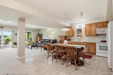 YOUR LAKEFRONT DREAM HOME IS HERE!! Don't miss out on this rare - photo 34