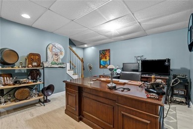 Custom-built by the original builder and set behind automatic - photo 34