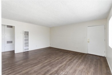 NEW ROOF! DUPLEX WITH POTENTIAL TO ADD TWO ADDITIONAL UNITS WITH - photo 13