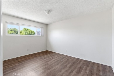 NEW ROOF! DUPLEX WITH POTENTIAL TO ADD TWO ADDITIONAL UNITS WITH - photo 21