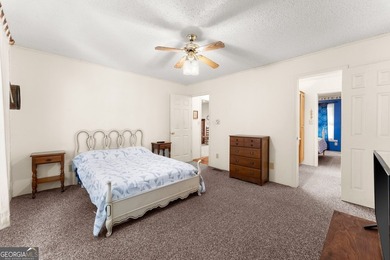 SPRAWLING RANCH ON 3.43-/+ PRIVATE ACRES, BONUS ROOM + OFFICE + - photo 24